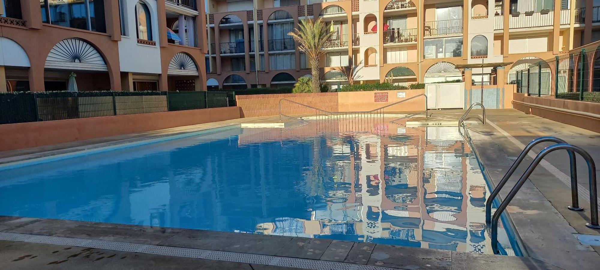 Appartement Situe Au Cap D'Agde Proche Plage Εξωτερικό φωτογραφία
